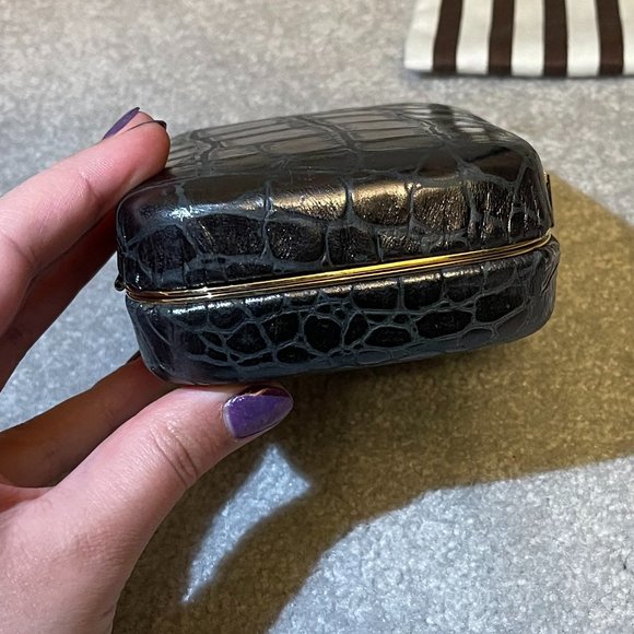 Henri Bendel Grey Snake Pattern Clutch Crossbody - Picture 4 of 9